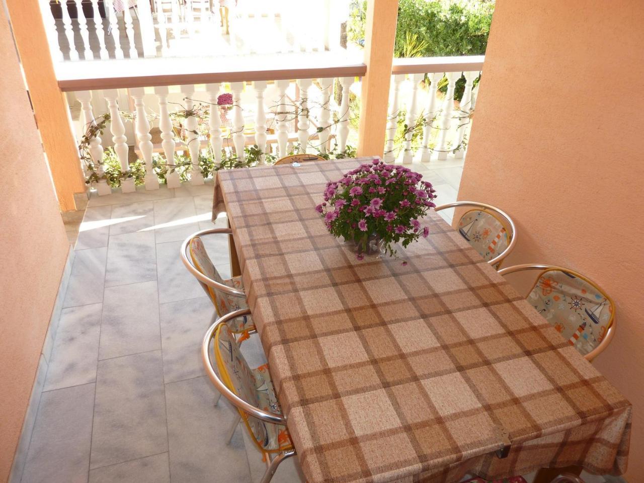 Queen Beach Apartments - Private Pool - Sabunike III Privlaka  Dış mekan fotoğraf