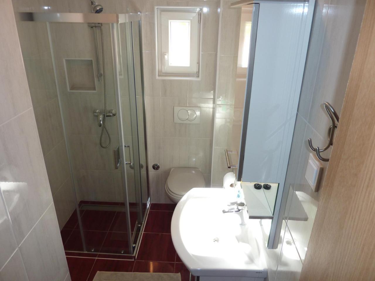 Queen Beach Apartments - Private Pool - Sabunike III Privlaka  Dış mekan fotoğraf