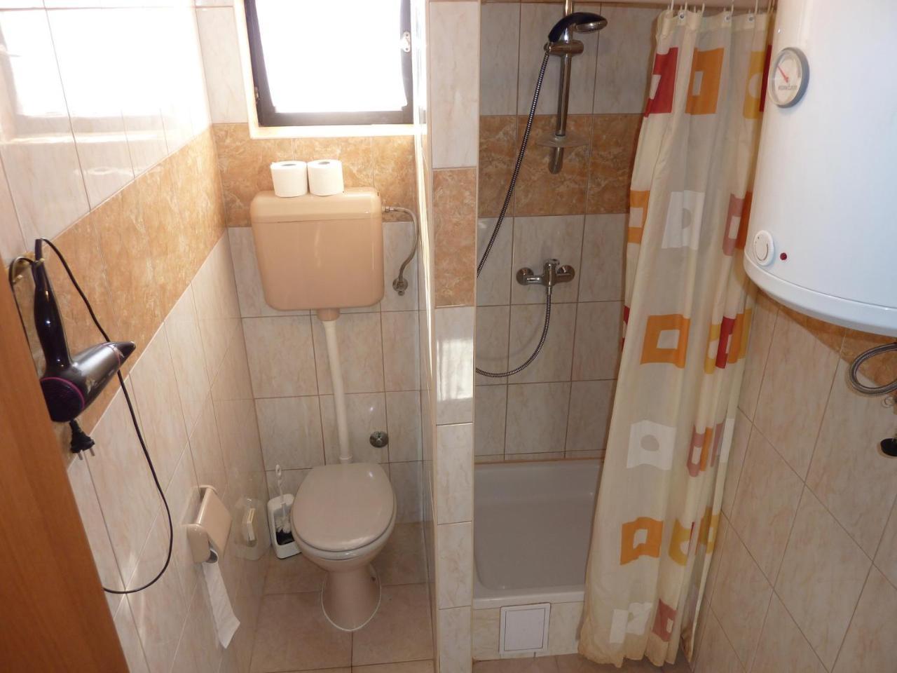 Queen Beach Apartments - Private Pool - Sabunike III Privlaka  Dış mekan fotoğraf
