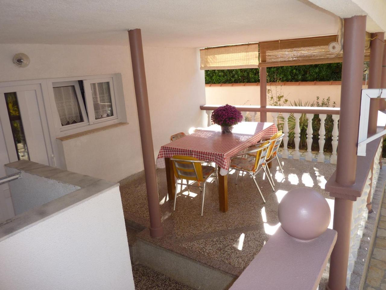 Queen Beach Apartments - Private Pool - Sabunike III Privlaka  Dış mekan fotoğraf